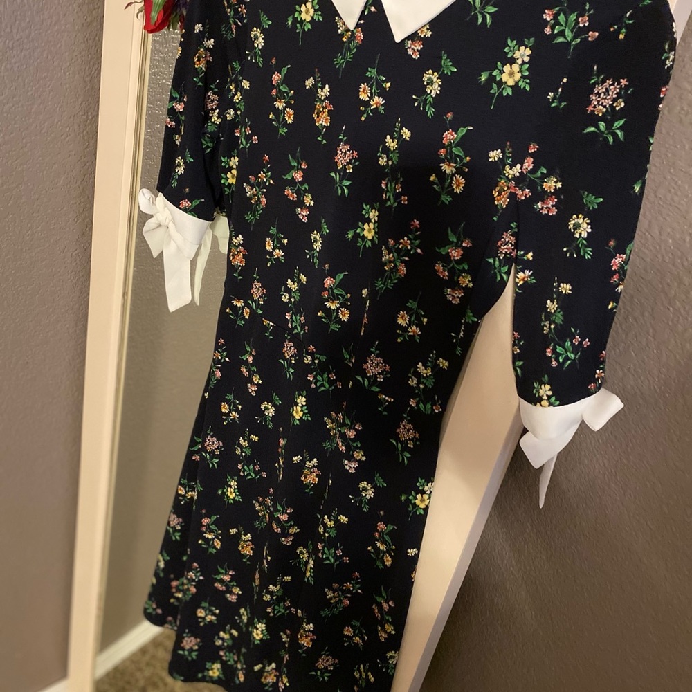 Beautiful spring dress!